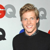 ‘Weeds’ Hunter Parrish Becomes Heavenly Deity in ‘Godspell’